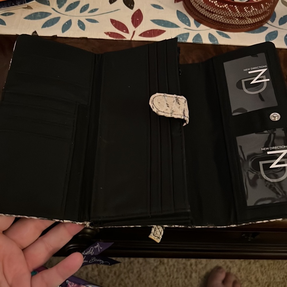 Wallet - Picture 3 of 3